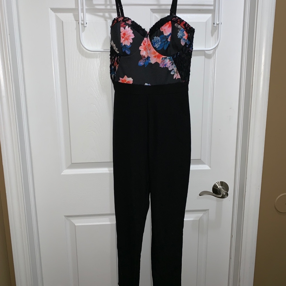 Romper - Picture 2 of 2